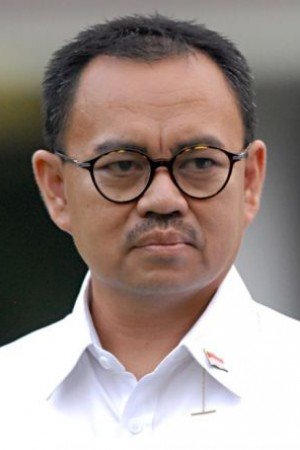 Menteri ESDM Suriman Said