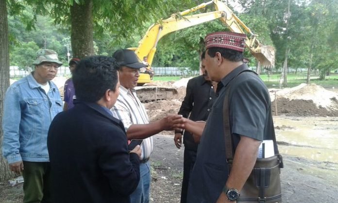 TNI di Pantai Pede