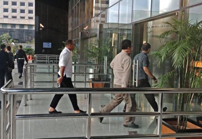 Marianus Sae di KPK