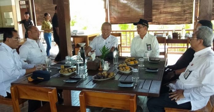 Sambut Jokowi