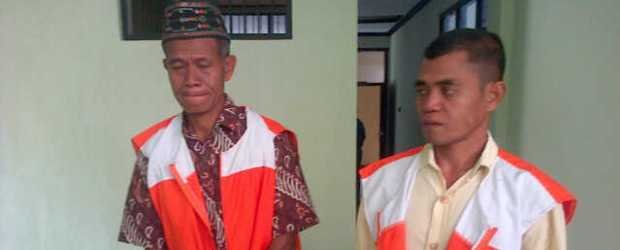 Petani asal Tumbak, Robertus Hama dan Adrianus Rusli (Foto: Floresa/Ardy Abba)