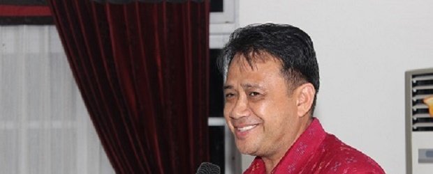 Bupati Lembata, Eliaser Yentji Sunur