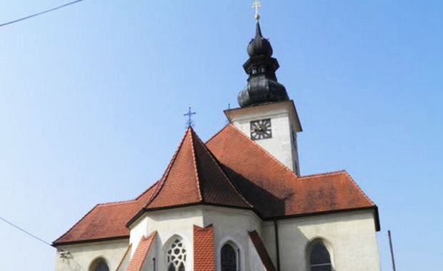 Di Gereja inilah Babsi merekam videonya (Foto: Mirror.uk)