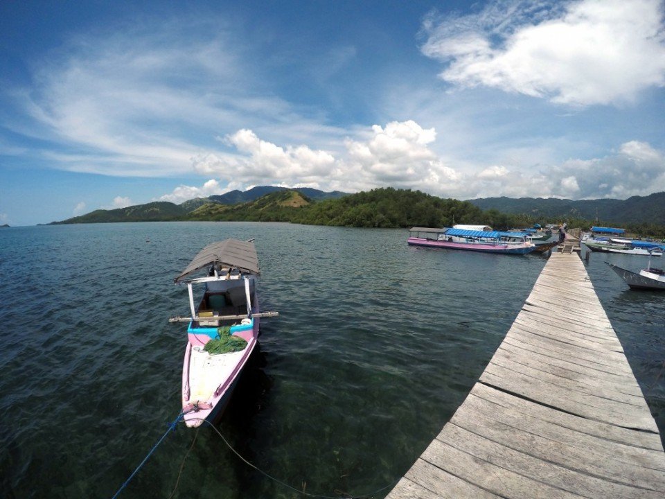 Pemandangan dari Dermaga Riung