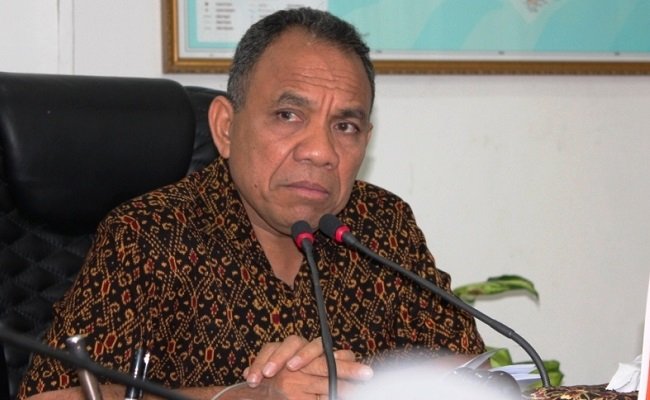 Frans Lebu Raya