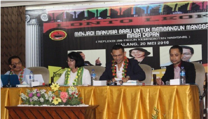 Para pemateri dalam seminar yang digelar warga Manggarai di Malang pada Jumat 20 Mei 2016