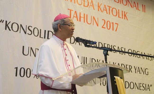 Mgr Paskalis Bruno Syukur OFM Uskup Bogor