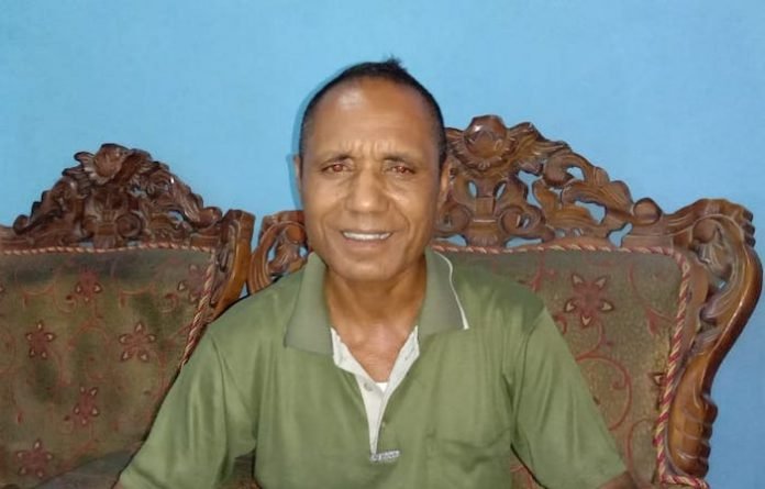 Kepala Desa Satar Punda