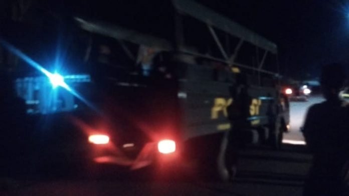 mobil polisi